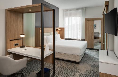 Interchange Square Hotel | SpringHill Suites by Marriott West Melbourne Palm Bay