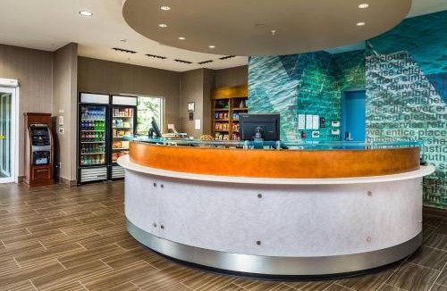 Gifford Hotel | SpringHill Suites Vero Beach