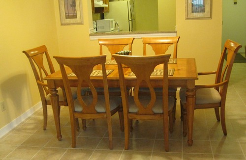 Hilton Head Island Condo | Springwood Villas 2 bed 2 bath near Coligny Beach. 1st floor unit. Smoke Free.