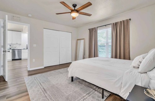 North Sarasota House | SRQ Comfy Retreat 3 bed 2 bath