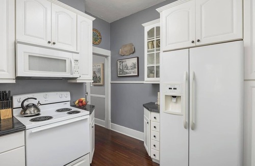 St. Elmo Improvement League House | St. Elmo Bungalow - Mtn Views! *Monthly Stays*