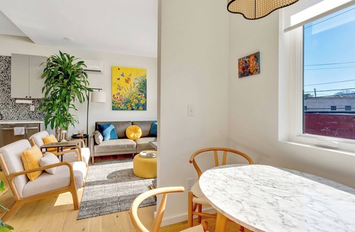 St. Elmo Improvement League House | St. Elmo Rooftop Townhome, Mtn View + King Bed