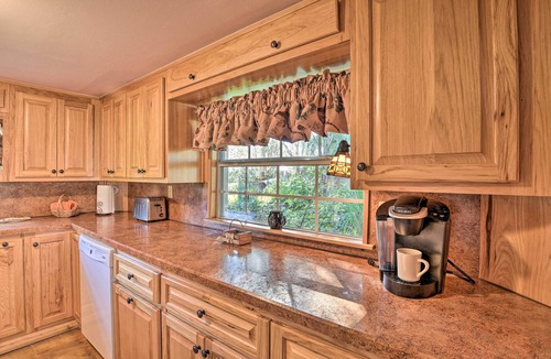Crescent City House | St Johns River Canal Home w/Grill!