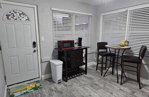 Historic Uptown Apartment | St Pete Historic Uptown Prime Location Studio