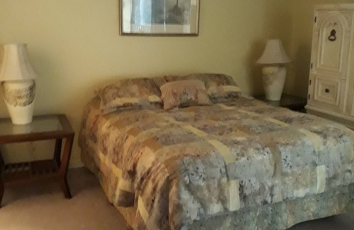 Pinellas Point House | St. Petersburg 2 bdrm/2 bath in a gated community