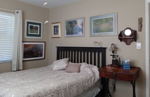 Meadowlawn House | St Petersburg, Florida Entire Cozy Home: Location, location, location