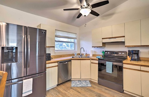 Coquina Key House | St Petersburg Hideaway w/Fire Pit & Grill!