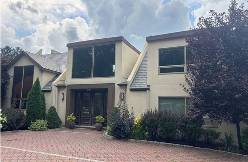 Gulph Mills House | Stafford Estate in Charming Gladwyne
