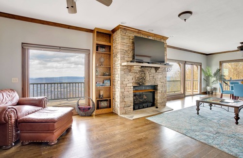 Lookout Mountain House | Stairway to heaven