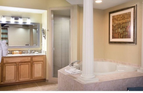Kissimmee Resort | star island 2 bedroom located within minutes of Disney!!
