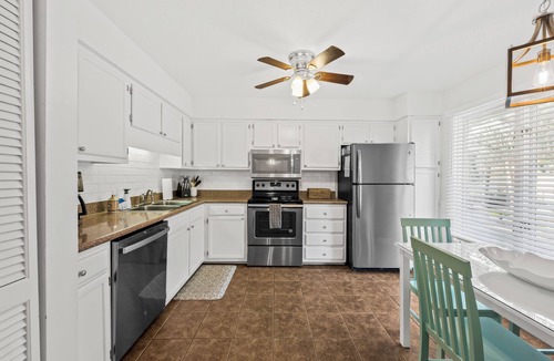 Seabrook Island Cottage | Starfish Cottage by Sandpiper | Near Beach
