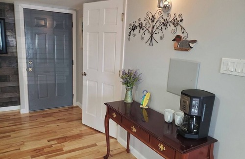 Atlantic City Apartment | Starlite Studio- Quaint Space, Easy Walk to Trop!