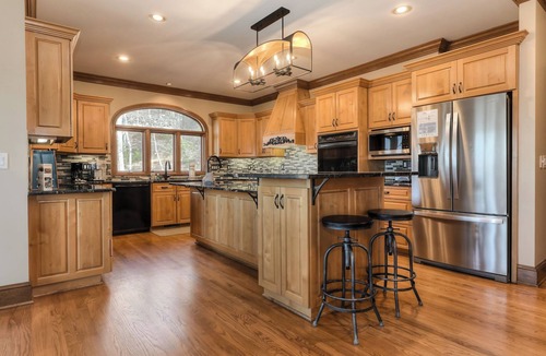 Big Canoe House | Starry Nights - Unforgettable Views, Steamy Hot Tub, Game Room + More!