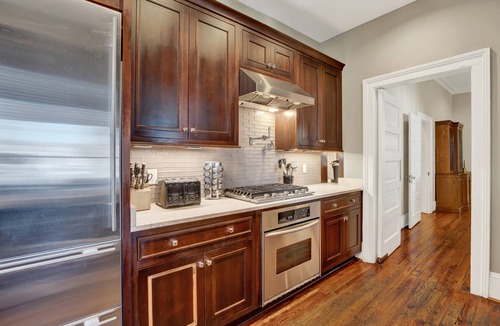 Historic Downtown Savannah House | Stately Savannah Home w/Saltwater Pool