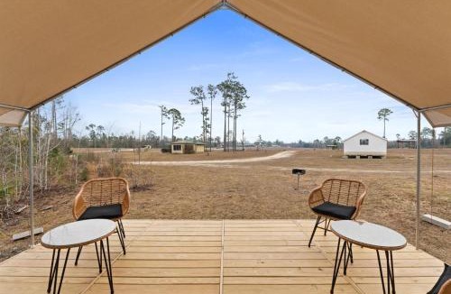 Wewahitchka Other | Stay & Paddle Free Lakeside Glamping Retreat