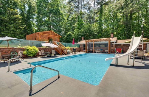 Cliftondale Apartment | Stay & Play Studio Near ATL Airport