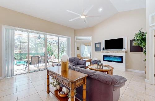 Crystal River House | Stay & Play Villa