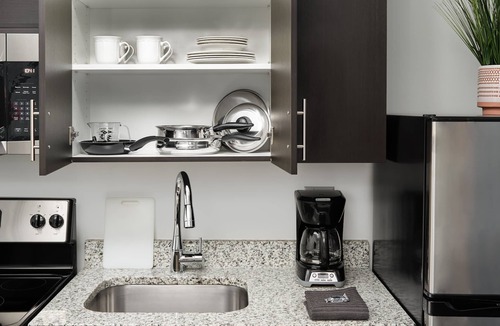 Lithia Springs Apartment | stayAPT Suites Atlanta-Lithia Springs