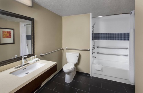 SoNo Hotel | Staybridge Suites Atlanta - Midtown by IHG