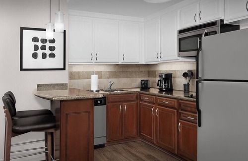 North Charleston Hotel | Staybridge Suites North Charleston by IHG