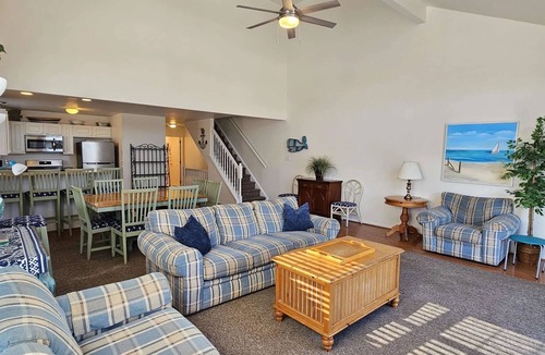 Wildwood House | STEPS FROM BOARDWALK: 5 Bedroom, 3 Bath Home in Wildwood. Perfect for Families!