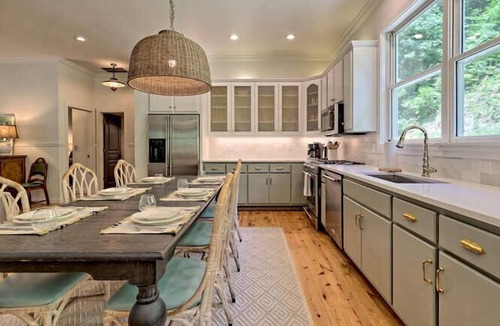 Clayton House | Steps to Anchorage Marina! Private Burton Retreat!