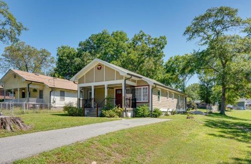 Douglasville House | Steps to Playground: Family Home in Douglasville!