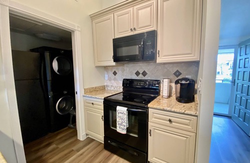Ponte Vedra Beach Apartment | Steps to private beach in Gated Sawgrass Community! Renovated Condo.