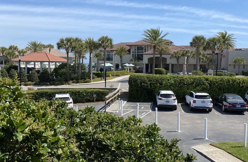 Ponte Vedra Beach Apartment | Steps to private beach in Gated Sawgrass Community! Renovated Condo.