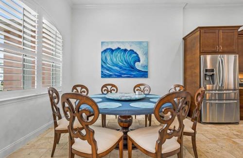 Vilano Beach House | Steps to Sand Sparkling Pool 5 Bdrm Near DT