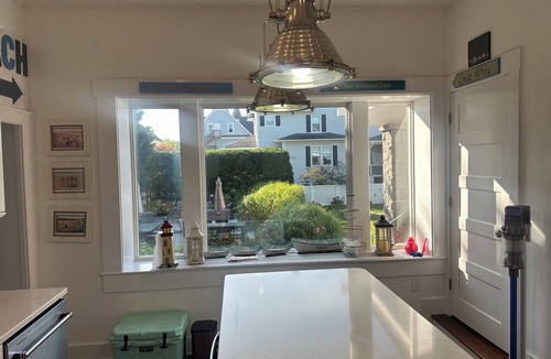 Wildwood Crest House | Stone Crest Historic Home, 8 Bedroom Sleeps 22, NO PROM/SENIOR WEEKS! Central AC