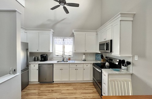 Townsend's Inlet House | Striking Townhouse with views of the Bay!