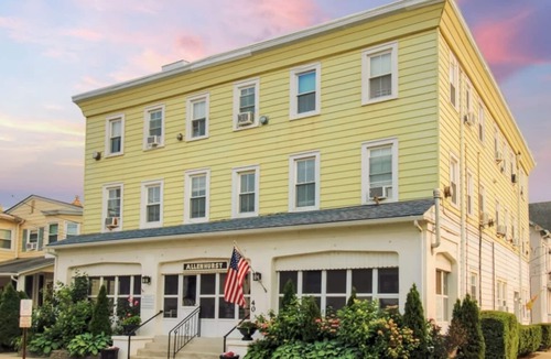 Wall Apartment | Studio w/Kitchenette 2 Blocks to Beach & Main Ave | Near Asbury Boardwalk