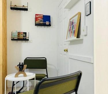 Driftwood Apartment | Studio with Terrace Near Hard Rock-Patio