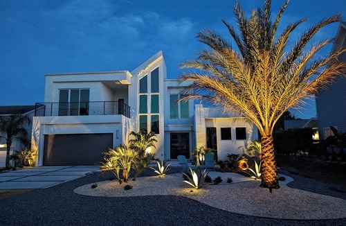 Ormond-by-the-Sea House | Stunning 3-bedroom Contemporary Catagory 5 Hurricane home in Ormond by the Sea