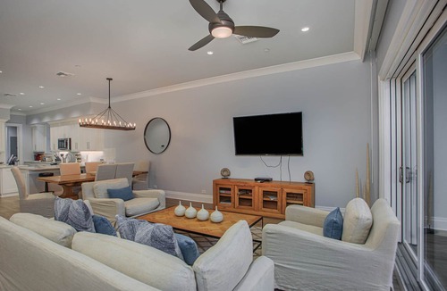 Clearwater Beach House | Stunning 4 Bedroom Waterfront Property with Dock