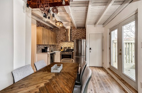 University City House | Stunning 5BDR-5BTH Duplex w/Outdoor Space Sleeps16