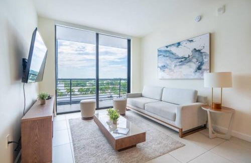 Doral Apartment | Stunning Apartment in Downtown Doral
