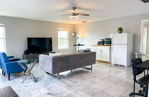 Ocean Oaks Apartment | Stunning apartment in front of beach! Parking Included!