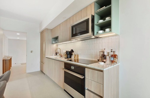 Downtown Miami Condo | Stunning brand new 3-bedroom condo in Downtown Miami with spectacular Bay Views!