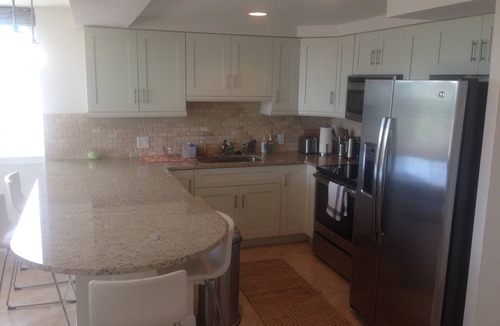 Island Estate Condo | Stunning Condo In An Exclusive Intracoastal Estate With Harbor Views
