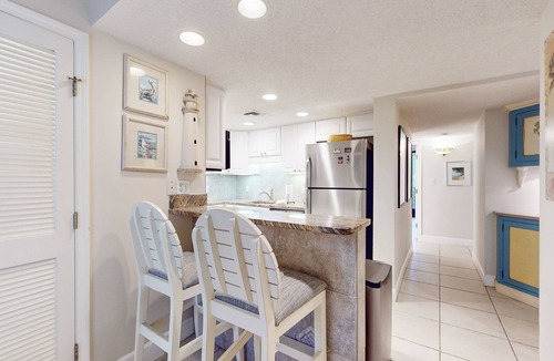 Fernandina Beach Condo | Stunning Condo near the Ocean w/Private Balcony, W/D, Shared Outdoor Pool, A/C