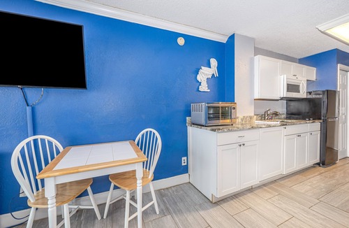 Lenox Park Condo | Stunning direct oceanfront views from your own balcony!