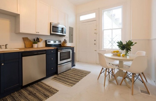 Historic Downtown Savannah House | Stunning Forsyth Park Charmer - Amazing Location!