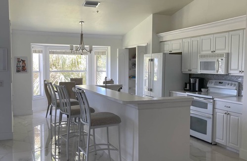 Stoneybrook Condo | STUNNING FRESHLY RENOVATED STONEYBROOK CONDO IN GATED COMMUNITY ON GOLF COURSE