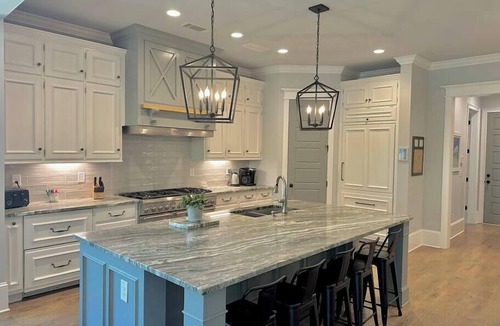 Lavonia House | Stunning Lake House w/Hot Tub & Dock
