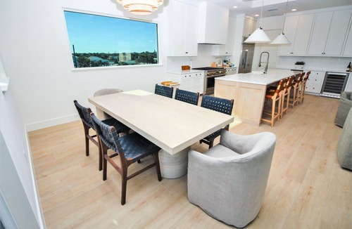 Horton Shores House | ☀️Stunning Luxury Ocean View Home-Pet Friendly🐾Sea View Play☀️