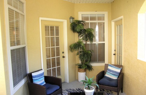 Clearwater Condo | Stunning Luxury "SEA SALT CONDO" mins to Clearwater Beach w/Salt Wtr Pool, Gym