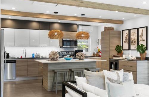 North Beach Villa | Stunning, Modern and Quiet Beach House