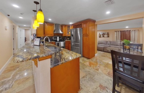 Pinecrest West Park Villa | Stunning Modern Home!